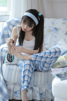 人妻悲哀屈辱的泪水